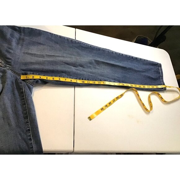 CHAPS- WOMEN MEDIUM WASH SLIM BOYFRIEND STYLE JEANS SIZE 8 - Picture 6 of 7